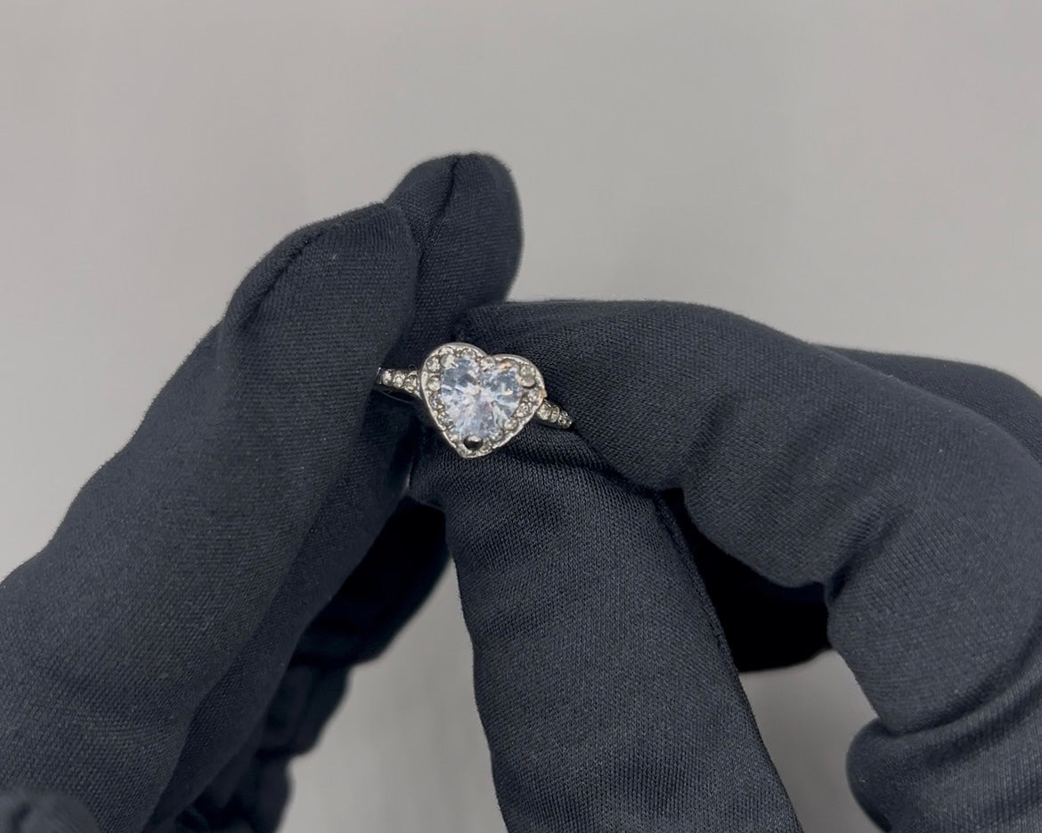 Luxury Silver Plated Heart Ring
